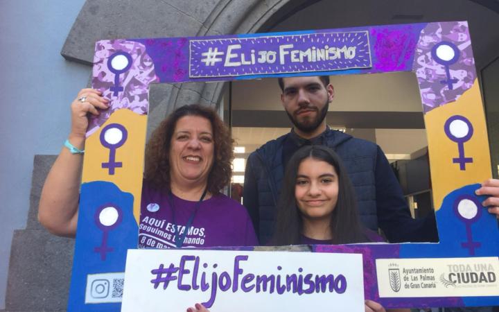 FOTOCOL JORNADA PUERTAS ABIERTAS 8 MARZO